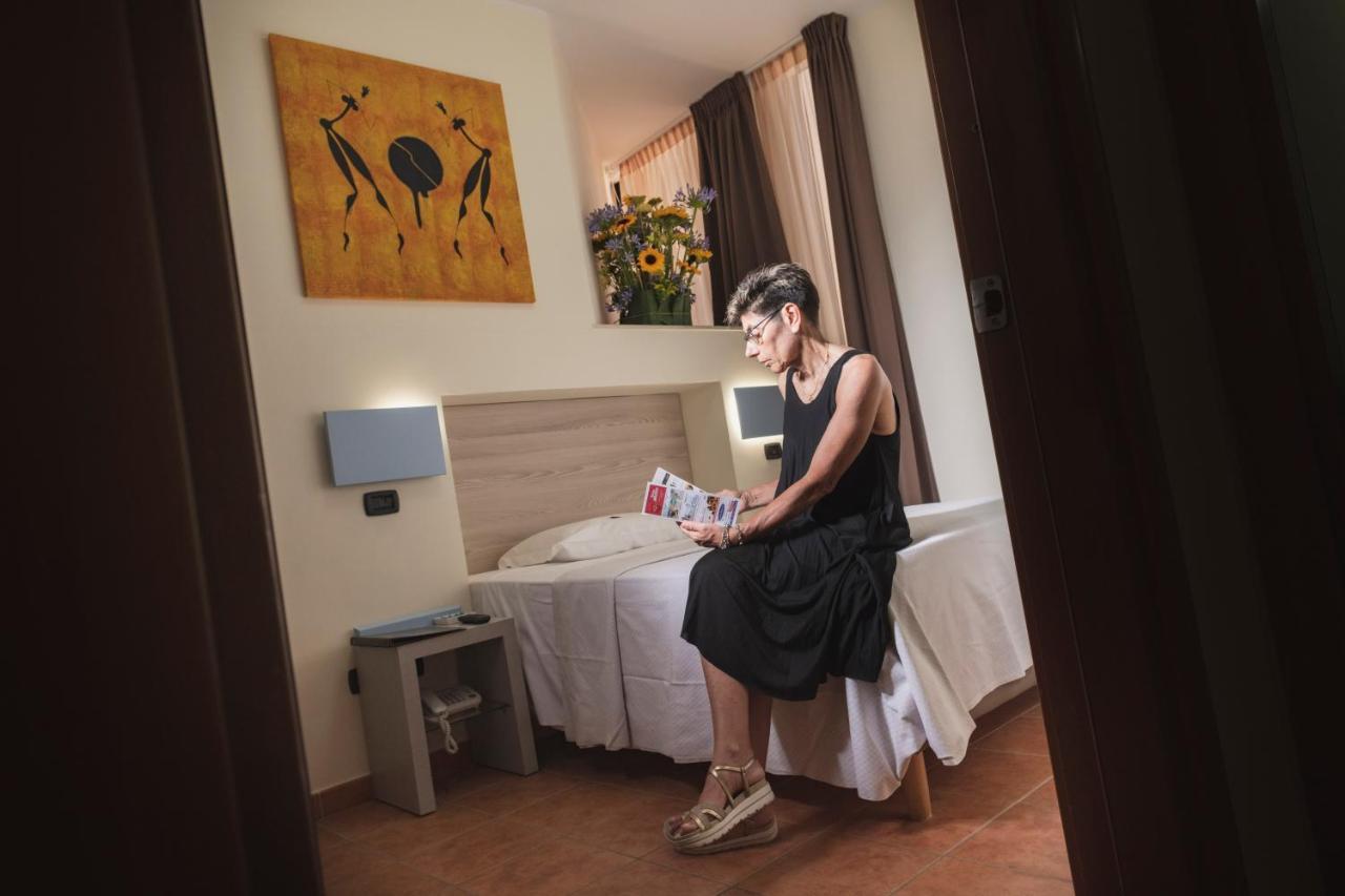 Fly Hotel